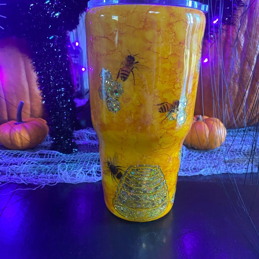 Yeti tumbler